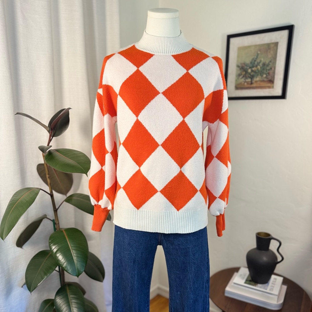 NWOT Orange White Argyle Sweater Women’s Mock Neck Pullover Knit Small